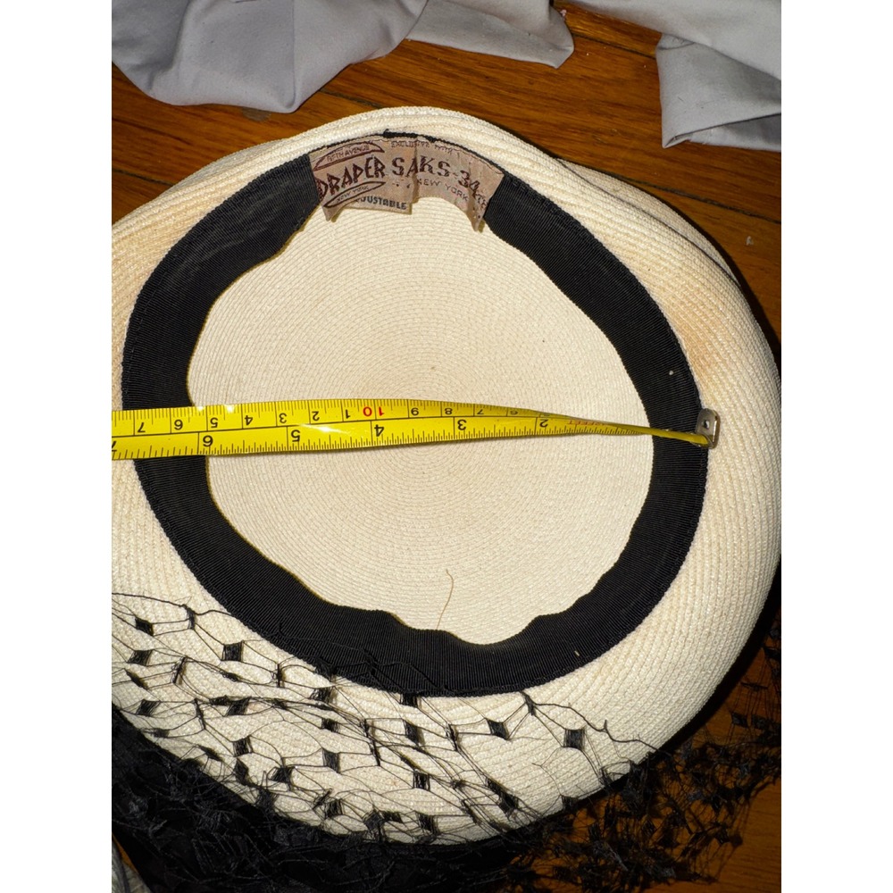 Vintage Draper Saks-34th NY Straw Pillbox Hat Birdcage Veil Plum Bow Cream Retro - Picture 7 of 10